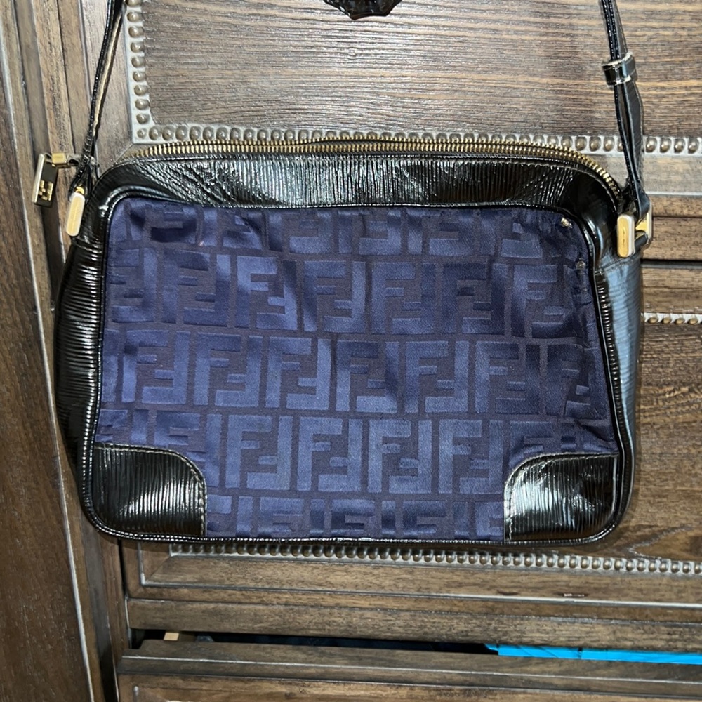 Authentic Fendi Purse!!